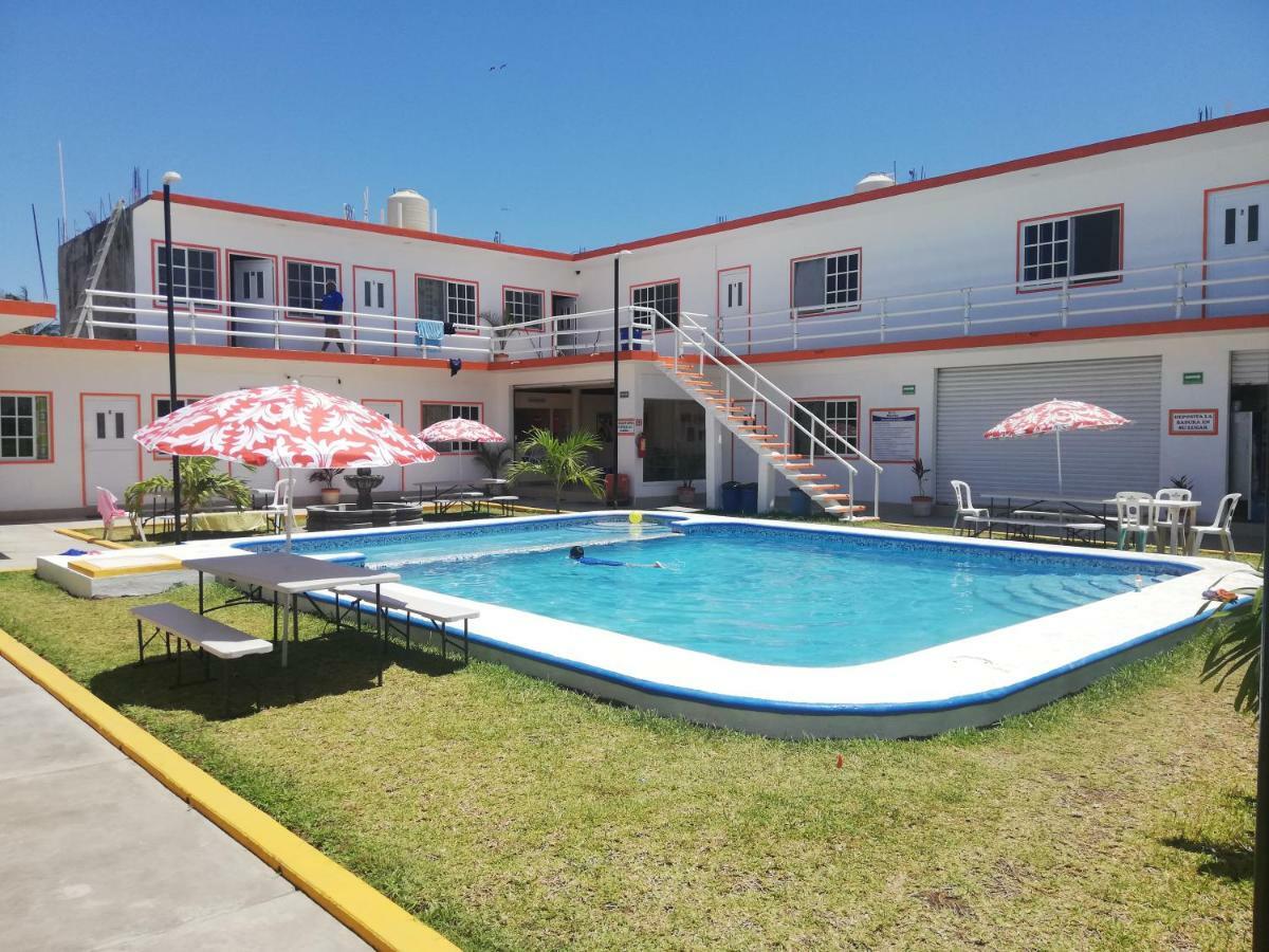 Marán Chachalacas Ambiente Familiar Hotel Playa Chachalacas